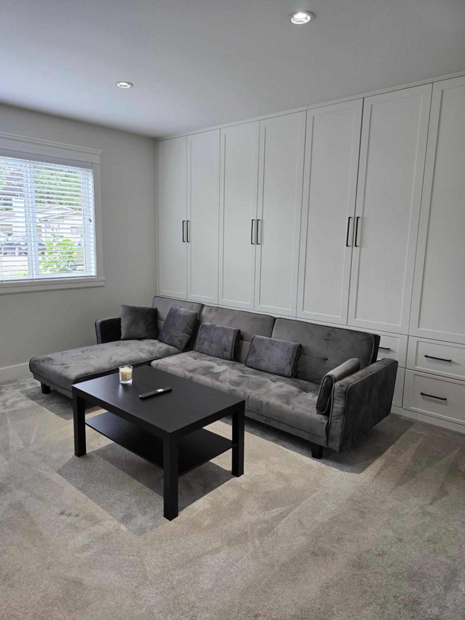 Private 1 Bedroom In Brookswood Лэнгли Экстерьер фото